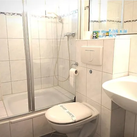 Leuchtturmblick - Auszeit Mit Fahrradkellerstellflaeche Ostseebad Kühlungsborn